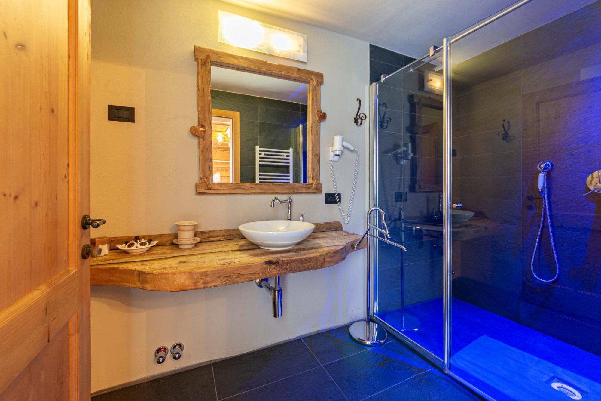 Arnika Wellness